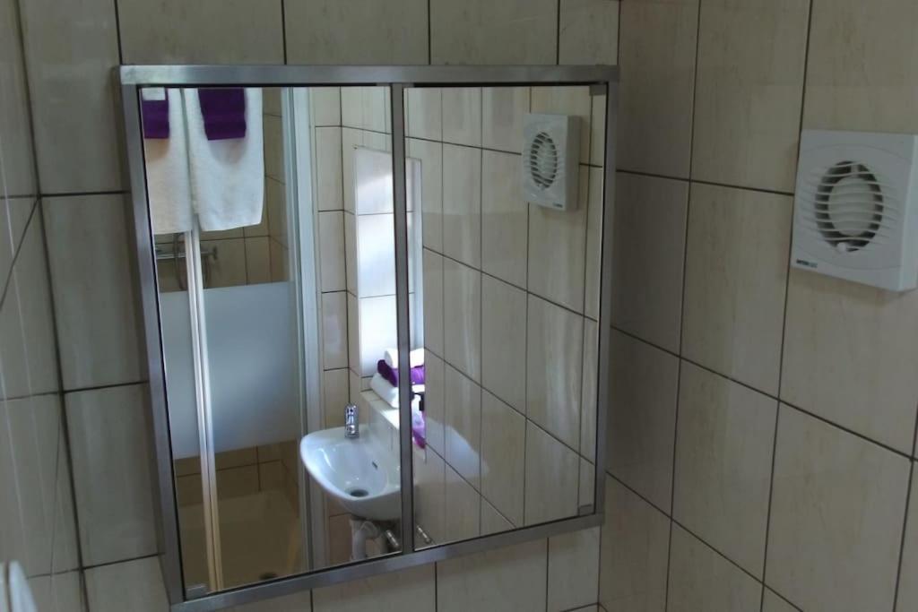 Must See, Quality 1 Bed, Romford, 20 Mins C.London Buitenkant foto