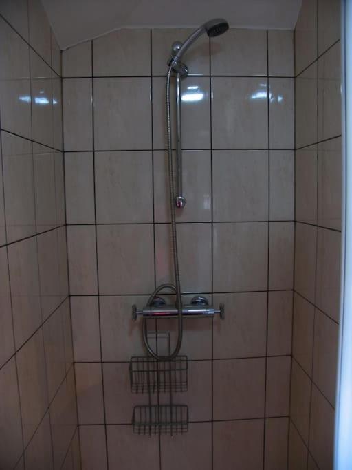 Must See, Quality 1 Bed, Romford, 20 Mins C.London Buitenkant foto